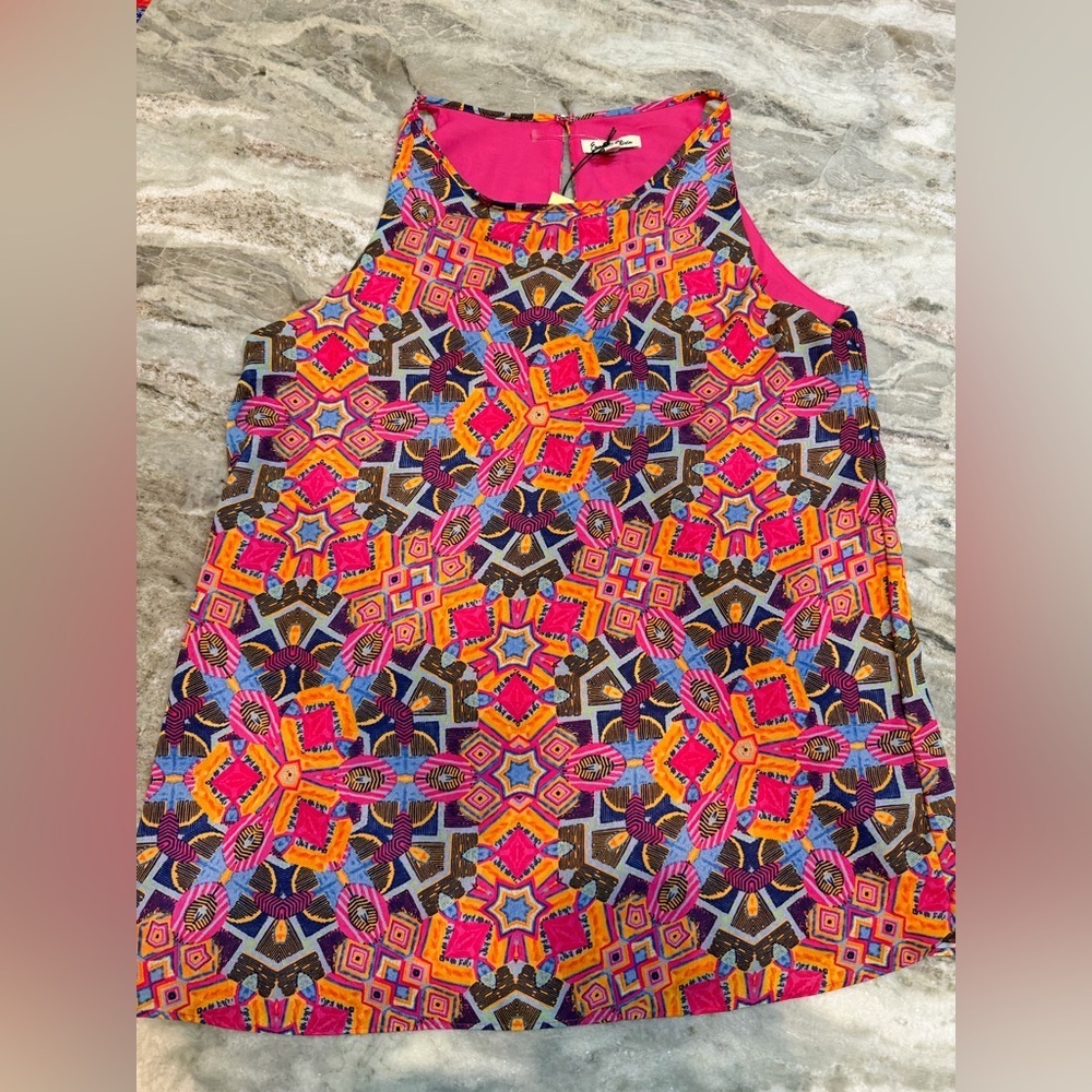 Emma & Olivia Sleeveless Top NWT Size S Multi-Color Geometric Print Lined Blouse